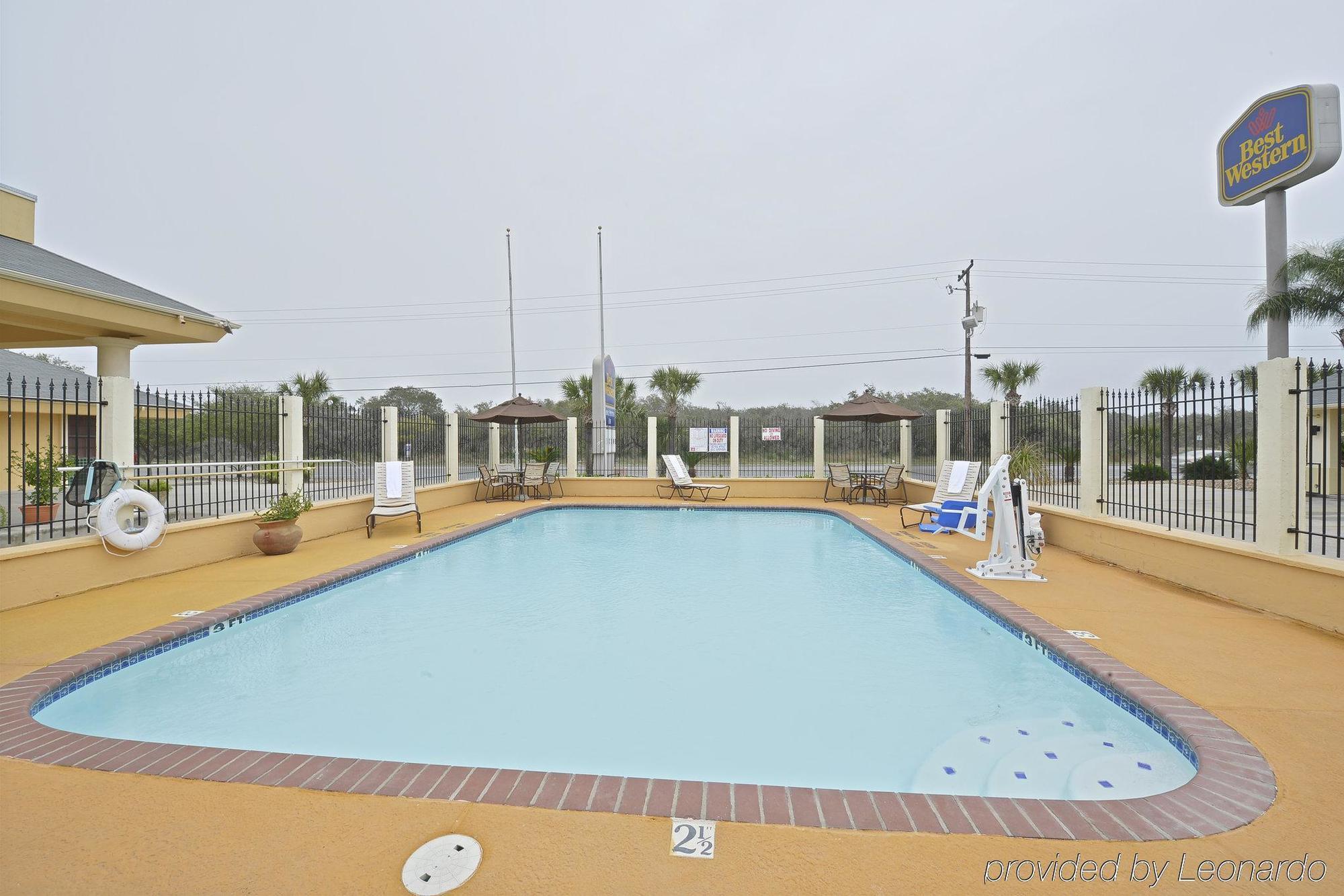 Oyo Tx 3* Ingleside