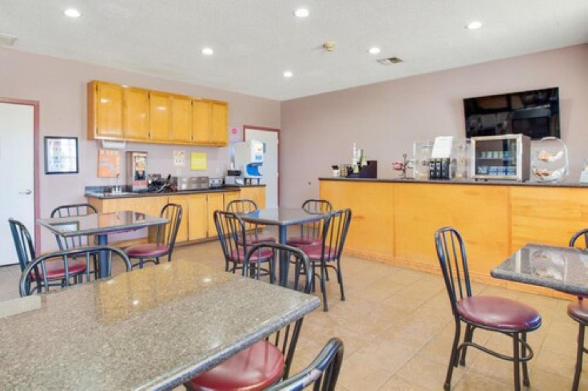 Hotel Oyo Tx 3*